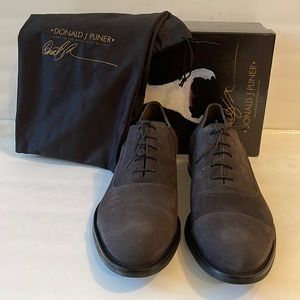 DONALD J PLINER - Best Quality Suede Oxfords - New in Box - Made in Italy